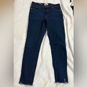 Universal Thread Dark Blue Skinny Jeans